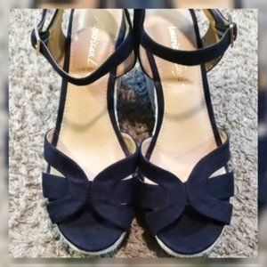 American Eagle, Size 9 sandal, black